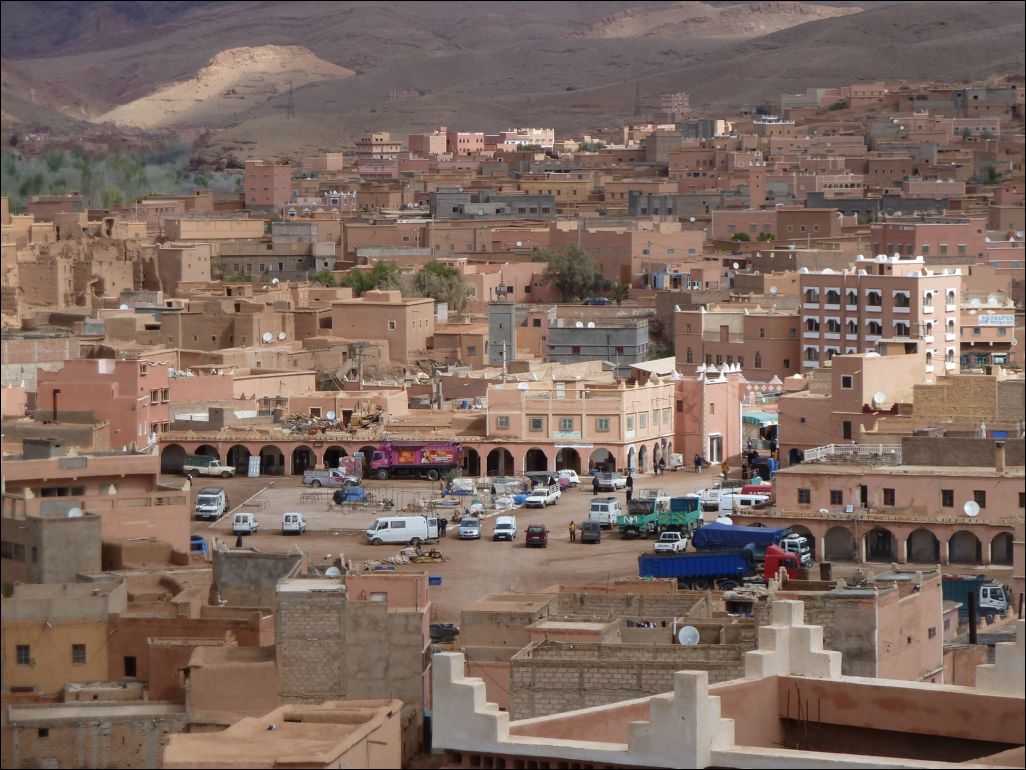 <i><b>Ouarzazate-111</b></i>