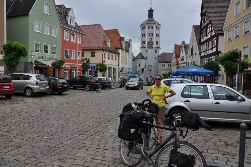 <i><b>Deutschland-049</b></i>