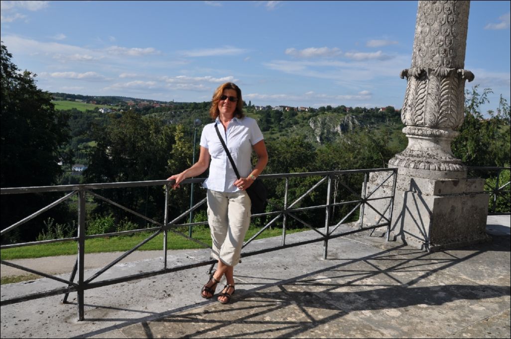 <i><b>Deutschland-102</b></i>