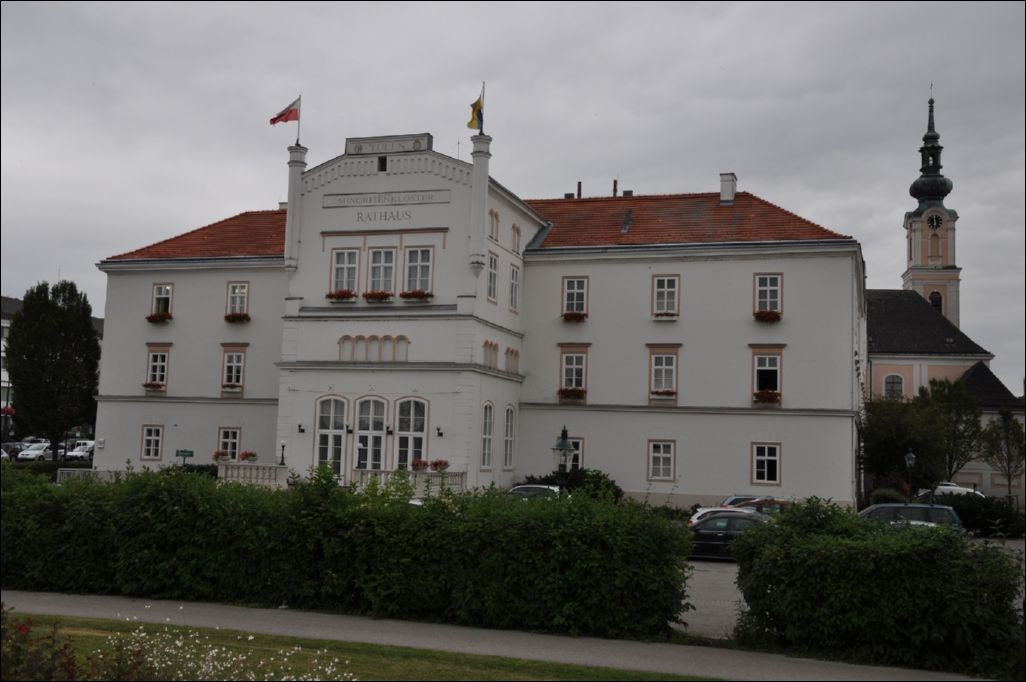 <i><b>Oesterreich-077</b></i>