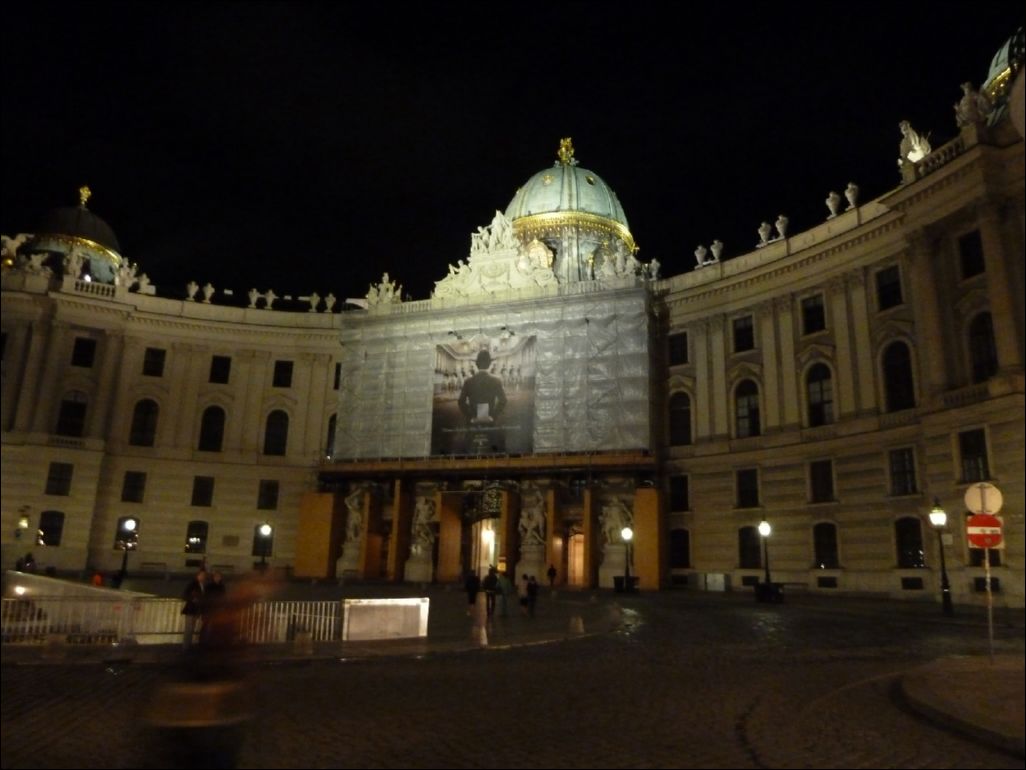 <i><b>Wien-020</b></i>