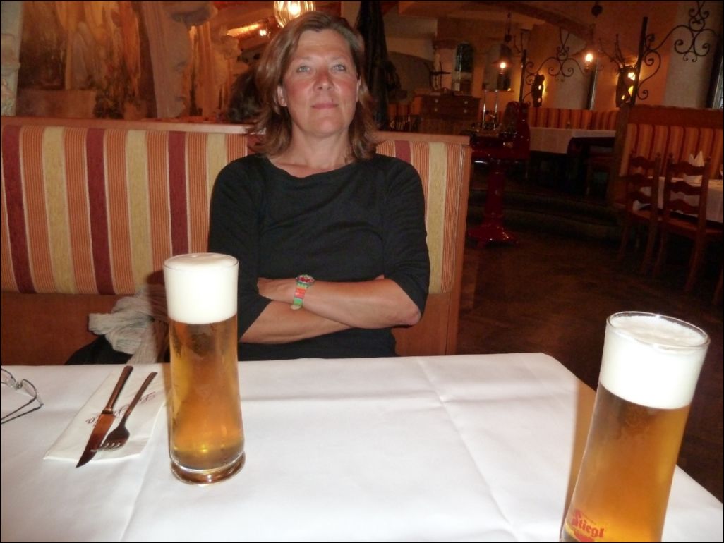 <i><b>Wien-043</b></i>