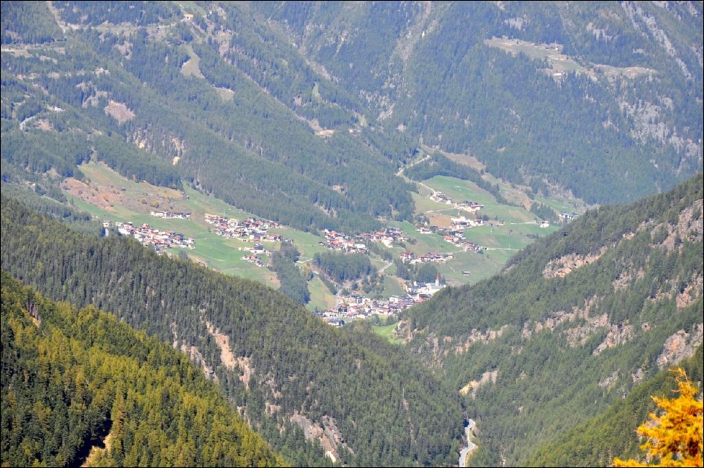 <i><b>Suedtirol-039</b></i>