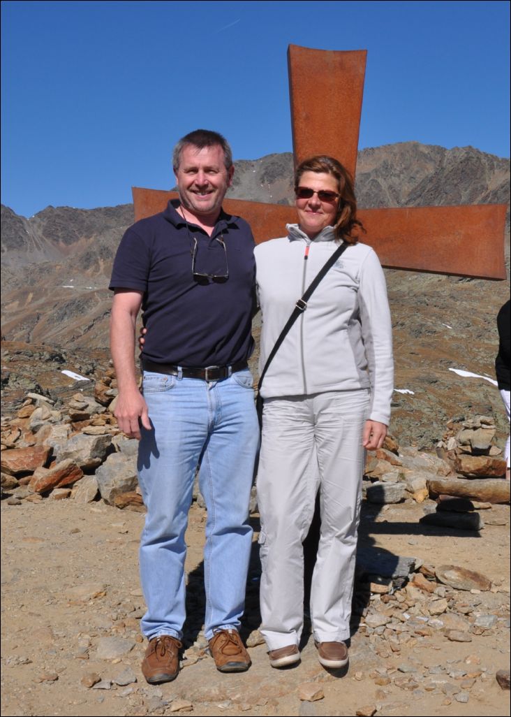 <i><b>Suedtirol-047</b></i>