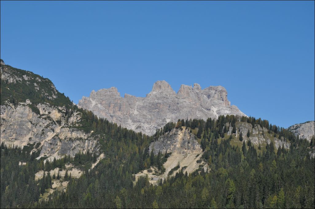 <i><b>Suedtirol-199</b></i>