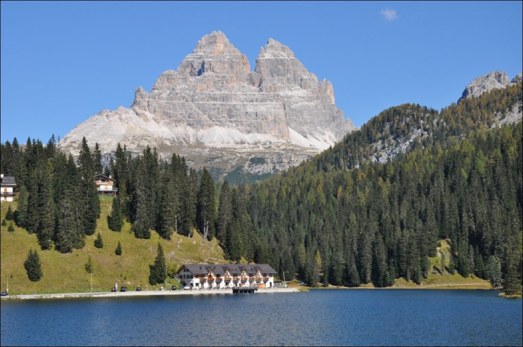 <i><b>Suedtirol-220</b></i>