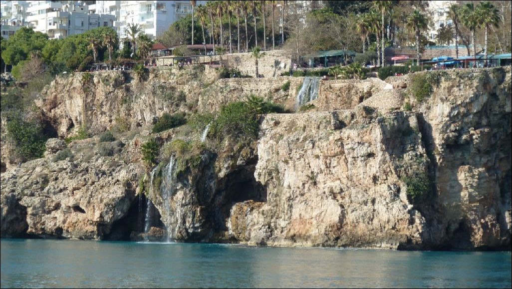 <i><b>Antalya</b></i>