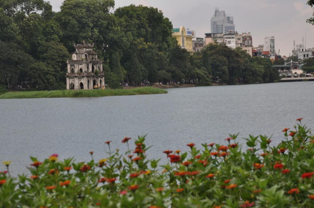 <i><b>Hanoi-046</b></i>