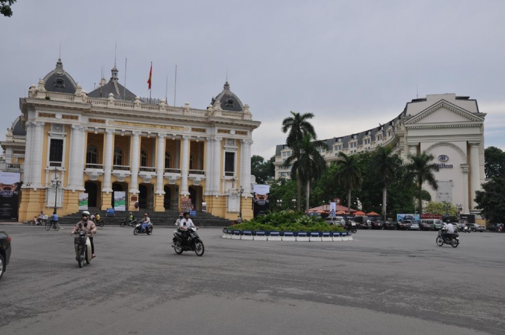 <i><b>Hanoi-047</b></i>