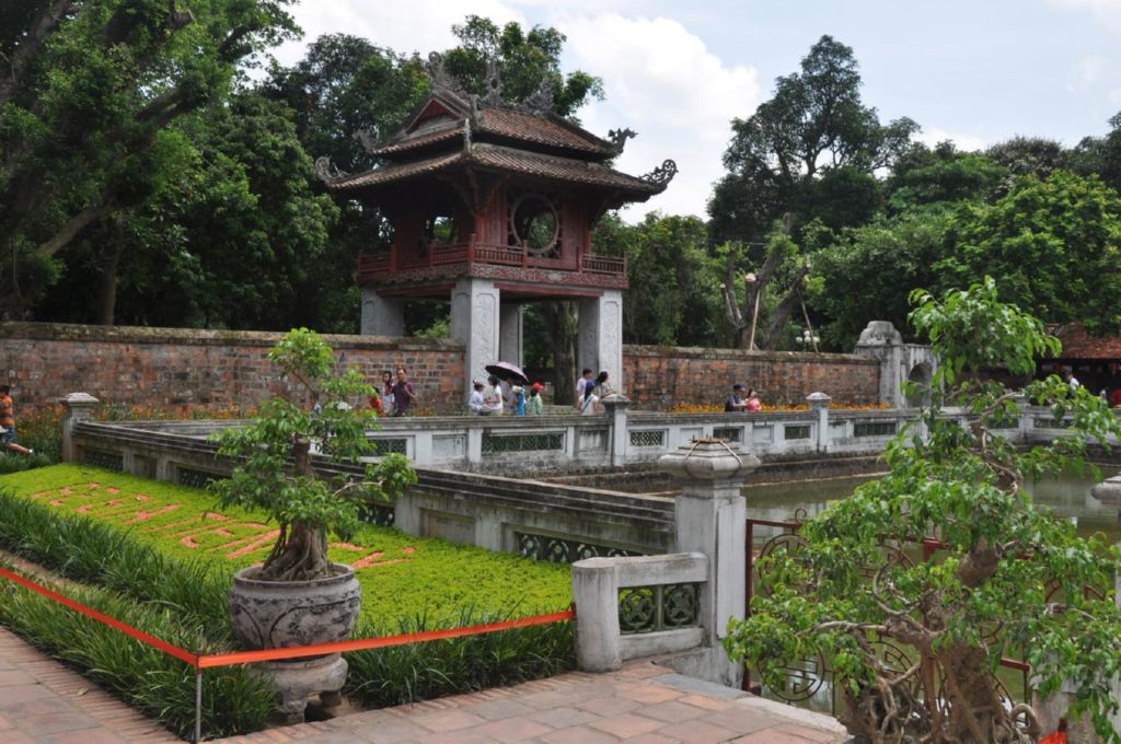 <i><b>Hanoi-072</b></i>