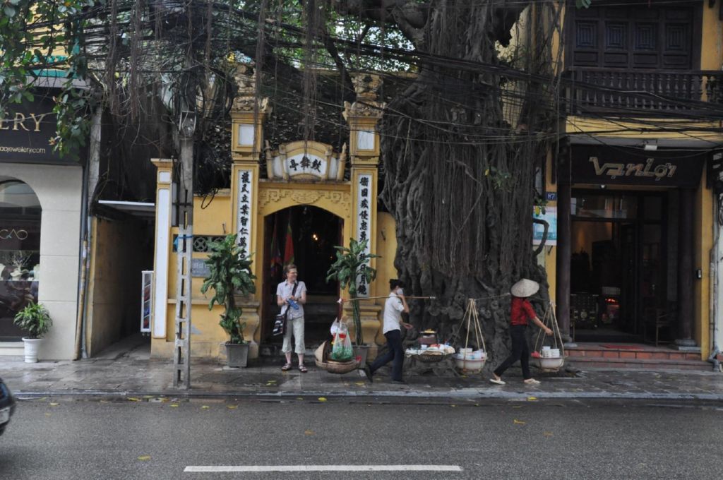 <i><b>Hanoi-091</b></i>