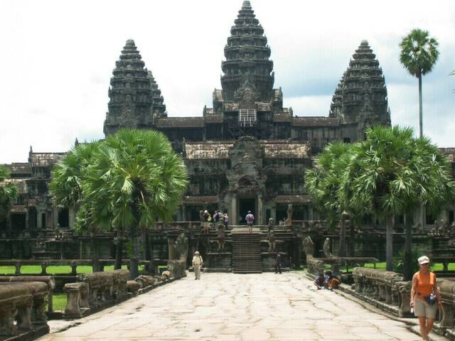 0182-Angkor_Wat