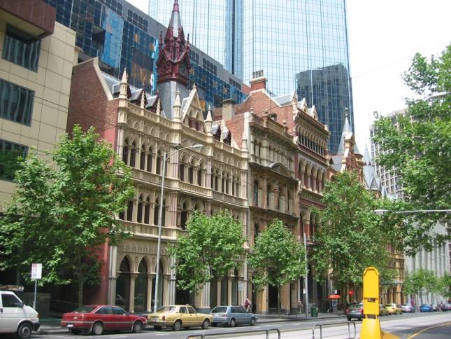 <i>Melbourne</i>