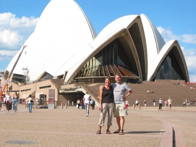 <i><b>Sydney Opera House</b></i>