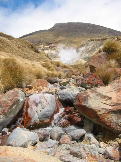 <i>Ketetahi Springs</i>